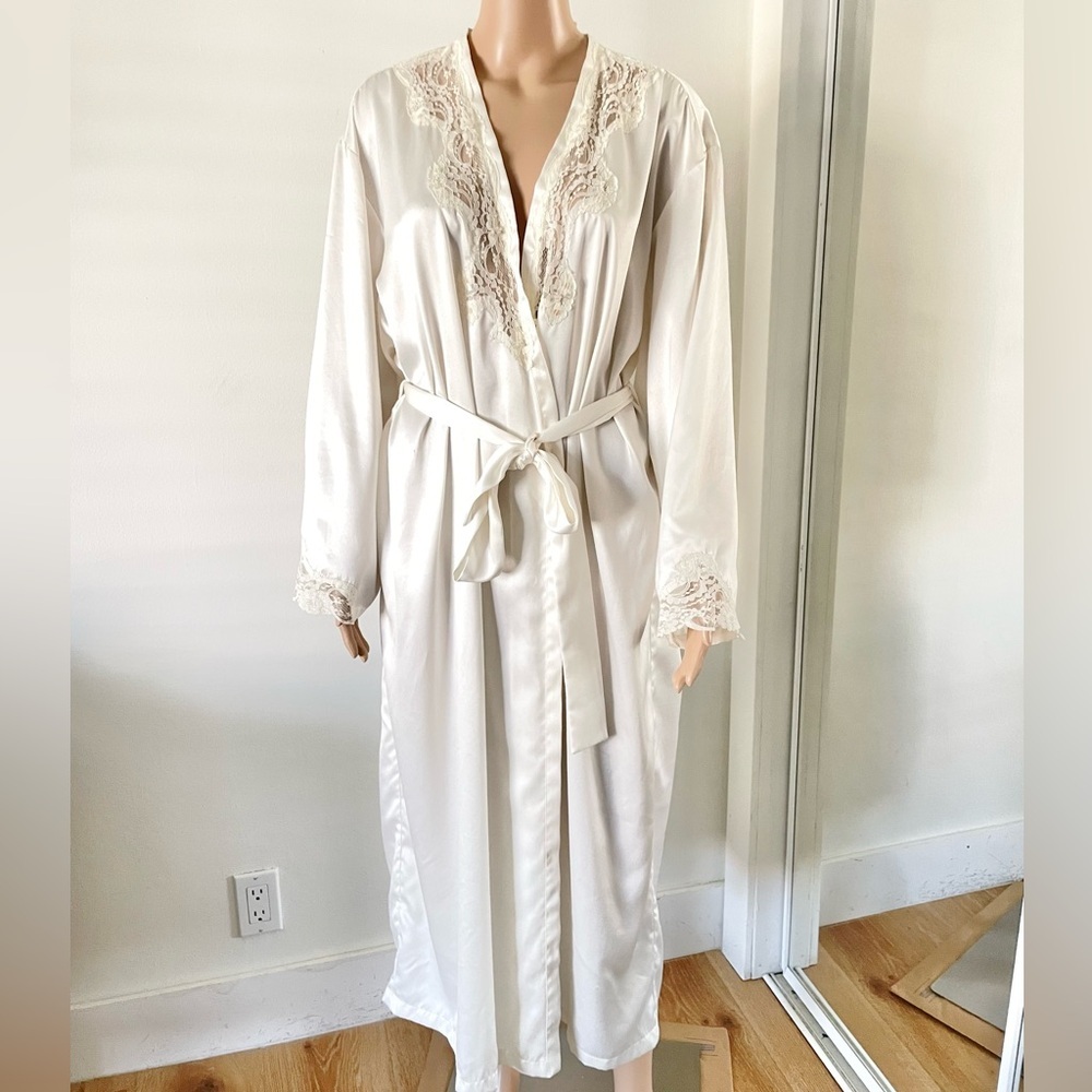 VTG Victorias Secret‎ Silky Sequin Lace Robe Satin Ivory Gold Label Bridal Y2K - Picture 2 of 11